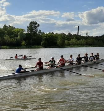 Budapest-bajnokság, az ob és a nemzetközi regatták szolgálatában